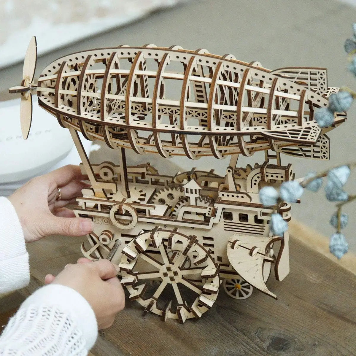 3D Wooden Puzzle zeppelin ship