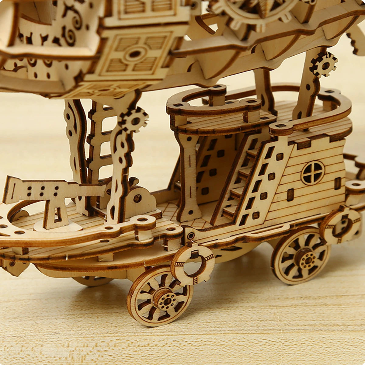 3D Wooden Puzzle zeppelin